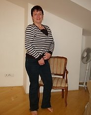 This horny housewife loves to get her holes plugged